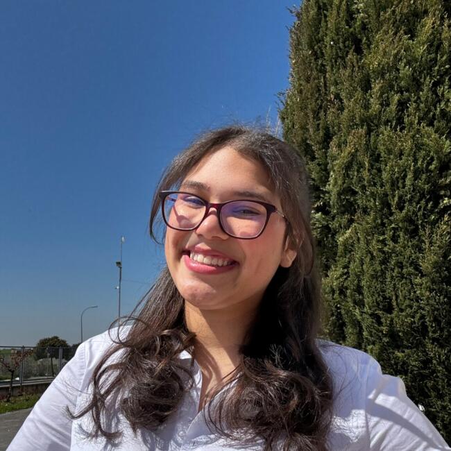 Canguro en Camarena: Antonella Alessandra