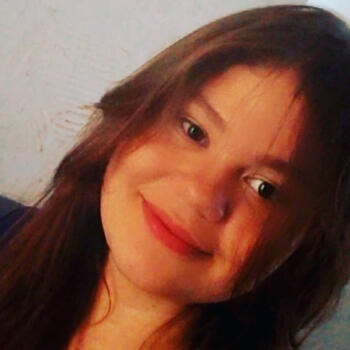 Babysitter in Cuiabá: Juliana