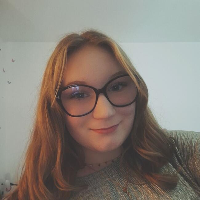 Babysitter in Le Torp-Mesnil: Ambre