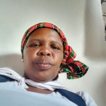 Nanny in Estcourt: Mary Smangele