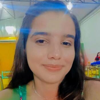 Babysitter in Orlândia: Maria clara