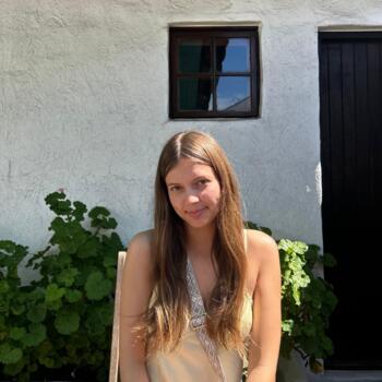 Babysitter in Malmesbury: Krissa