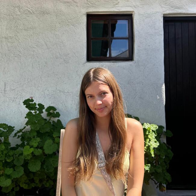 Babysitter in Malmesbury: Krissa