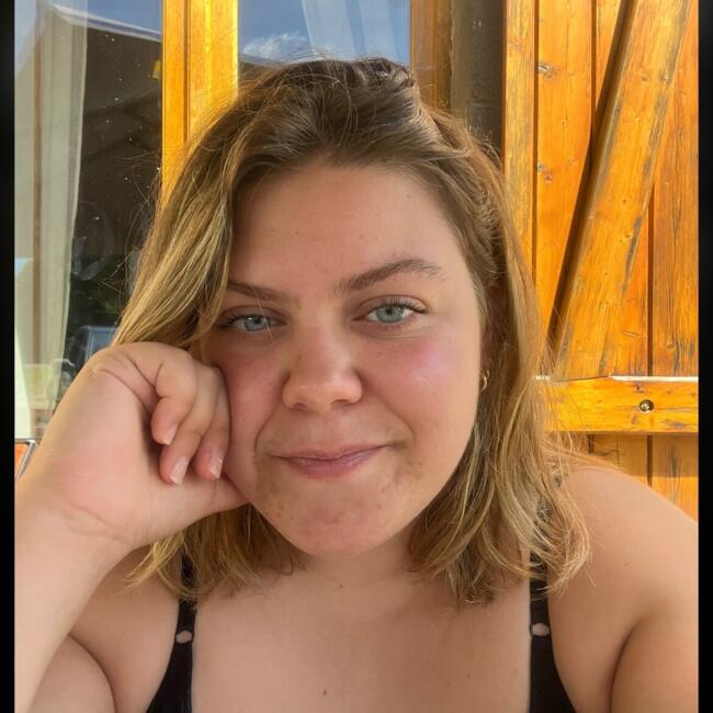 Babysitter in Clermont-Ferrand: Lea