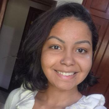 Babysitter in Mogi Mirim: Letícia