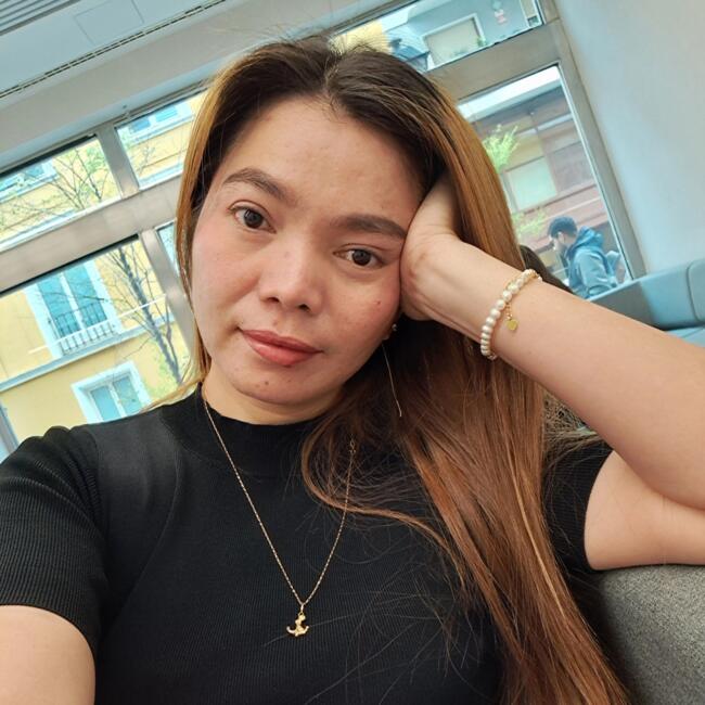 Babysitter in Madrid: Maricel
