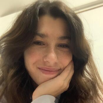 Babysitter in Sérignan: Chloë