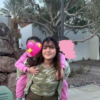Baby-sitter in Henderson: Daisy