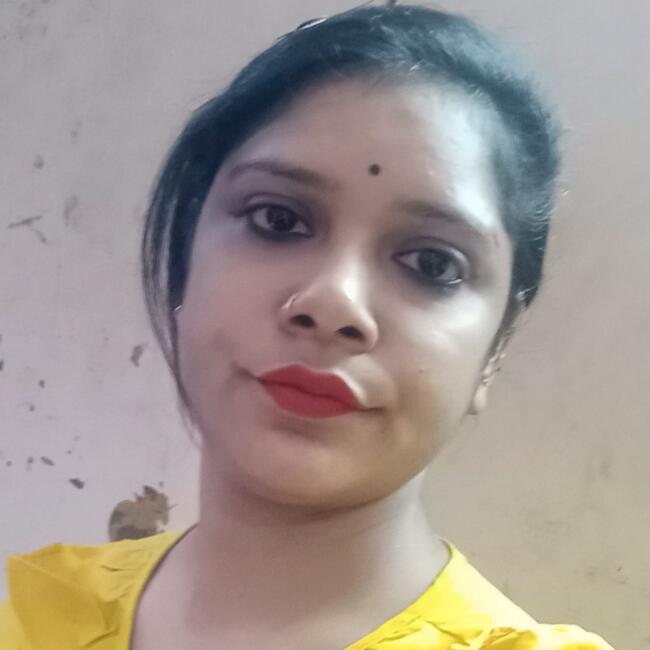 Nanny in Kolkata: Riya