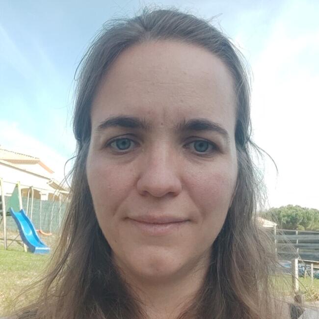 Job de garde d'enfants à Cubnezais: Florine