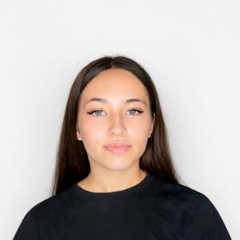 Babysitter in Villeurbanne: Thea