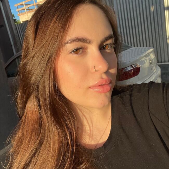 Babysitter in Xanxerê: Eduarda