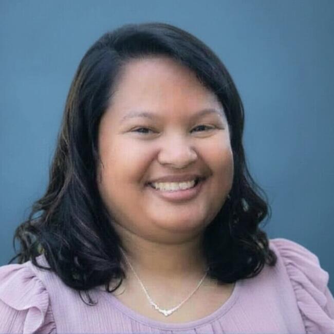 Babysitter in Minneapolis: Jasmine