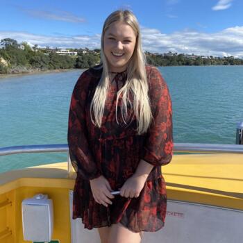 Babysitter in Pukekohe: Ashleigh
