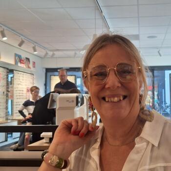 Babysitter Oosterhout: Edith