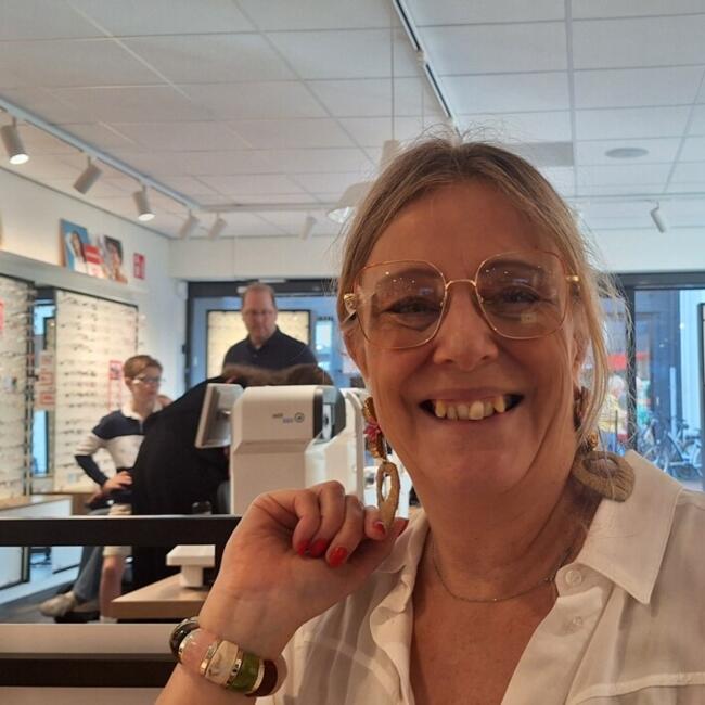 Babysitter in Oosterhout: Edith