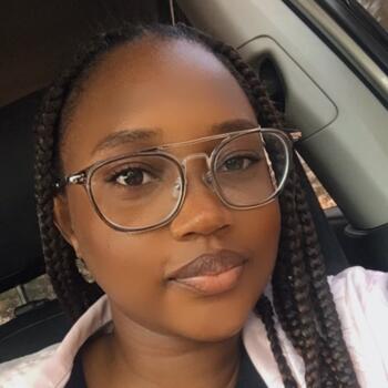 Babysitter in Penafiel: Marcelina