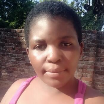 Nanny in Homestead (Pennsylvania): Dolla