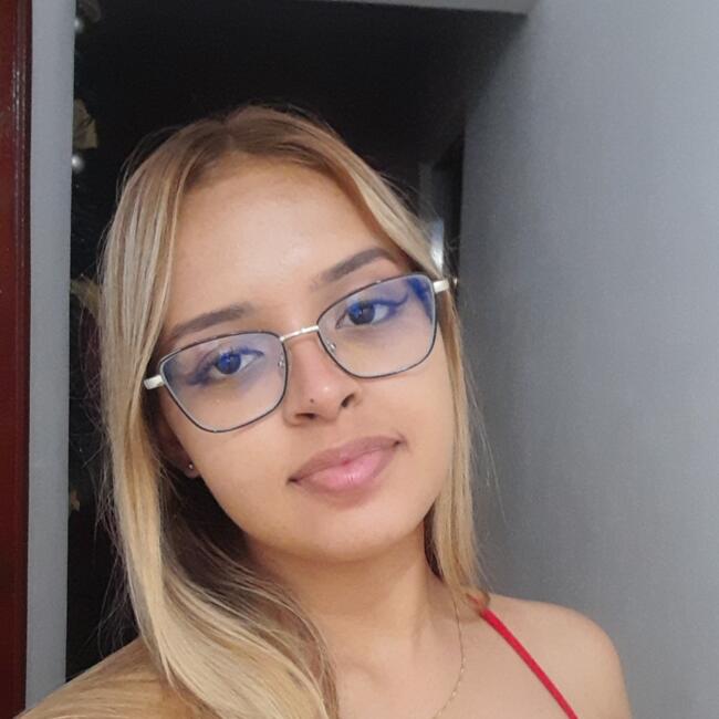 Babysitter in Belém: Thalita Vieira