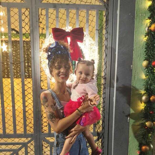 Emprego de babá em Santo André: Thais
