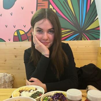 Babysitter in Le Mans: Thara