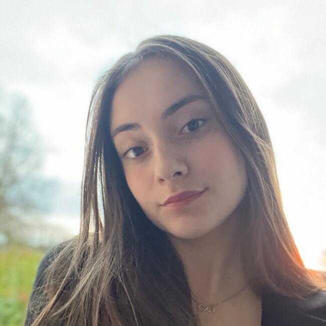 Babysitter in Moutiers-sur-le-Lay: Léa