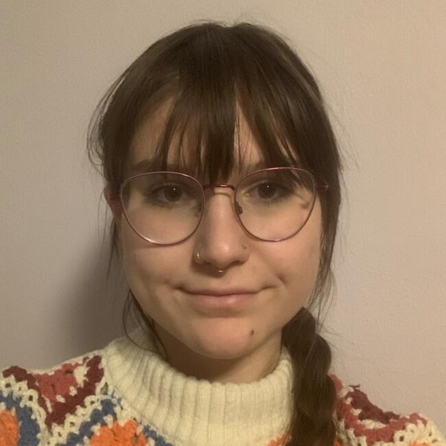 Babysitter in Rudersdorf: Aksiniya Maria