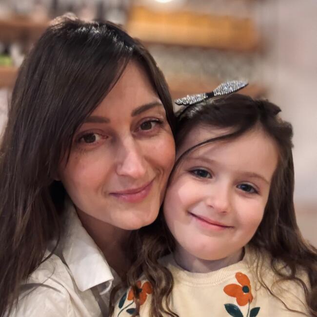 Babysitting job in Toronto: Juli