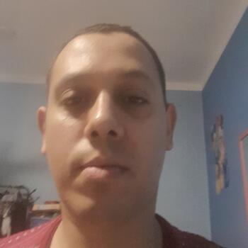 وظيفة جليسة أطفال في القاهرة: وظيفة جليسة أطفال Mhmd Mhmoud