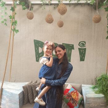 Babysitter in São Paulo: Bruna