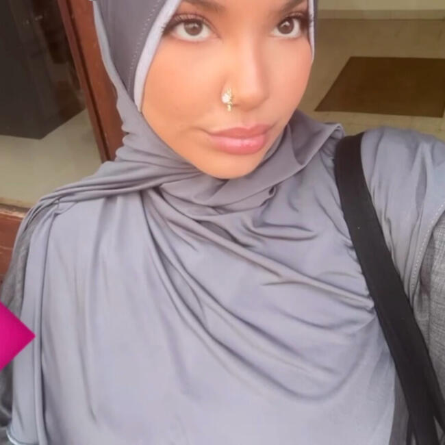 Babysitter in Gennevilliers: Amina