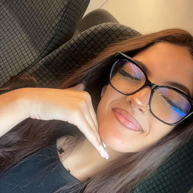 Babysitter in Verviers: Aya