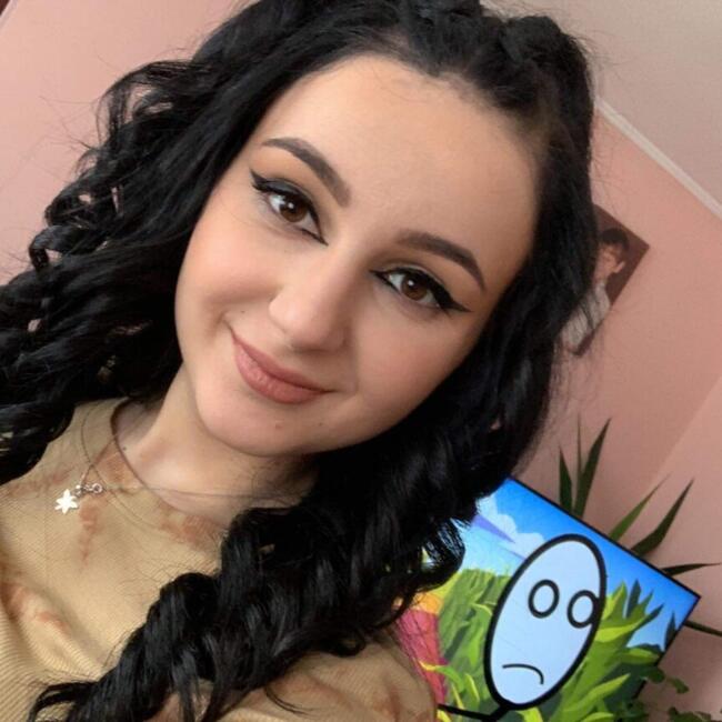 Babysitter in Bucharest: Andreea