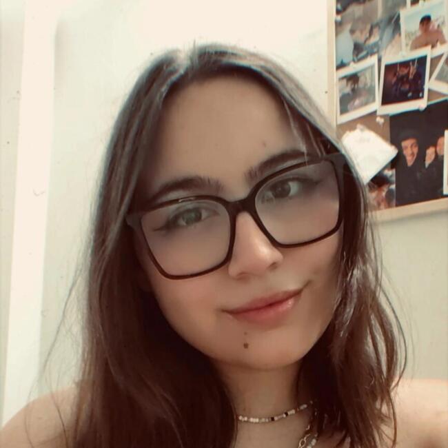 Babysitter in Perugia: Laura