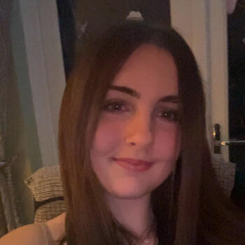 Babysitter in Bray: Ellie May