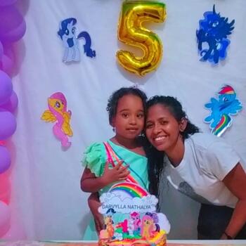 Babysitter in Barra de Santo Antônio: Jaquelane