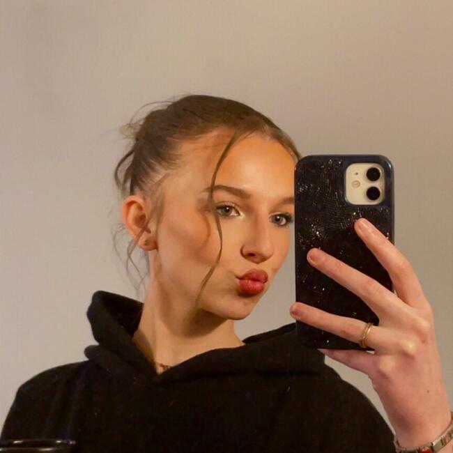 Babysitter in Glasgow: Cerys