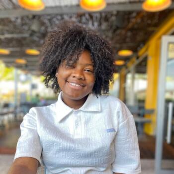 Babysitter em Bobadela: Paula