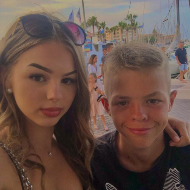 Babysitter in Provin: Maelis