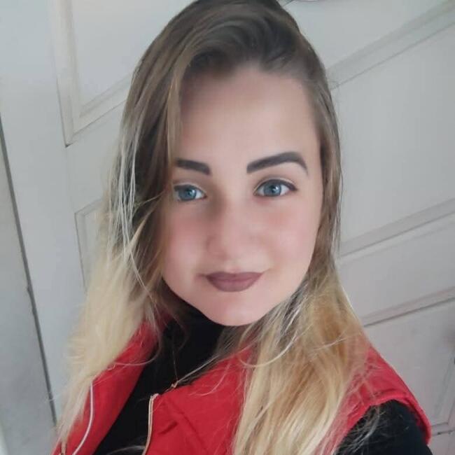 Babysitter in Pinhais: Lisa
