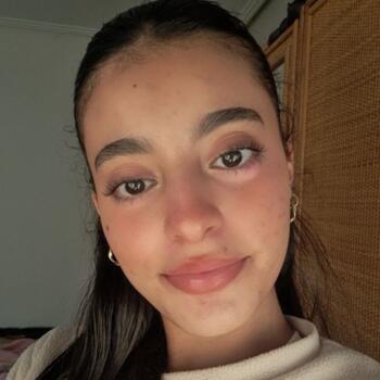 Babysitter in Antwerpen: Nisrine