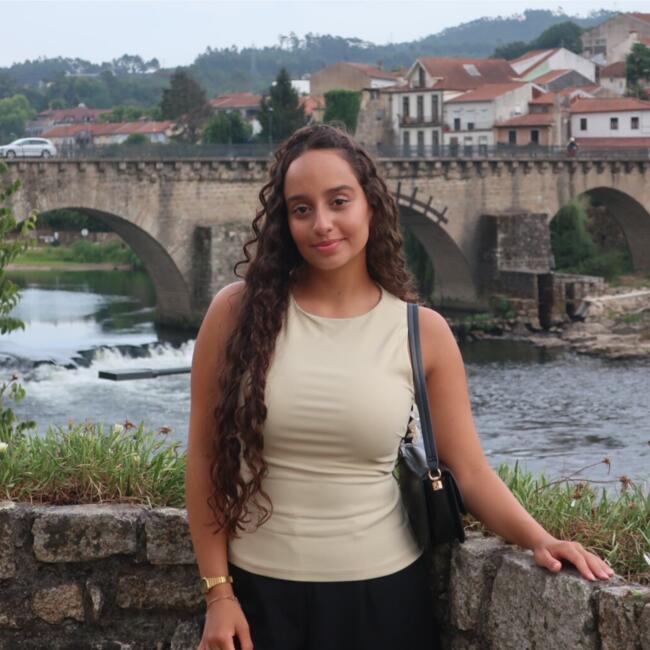 Babysitter em Barcelos: Letícia