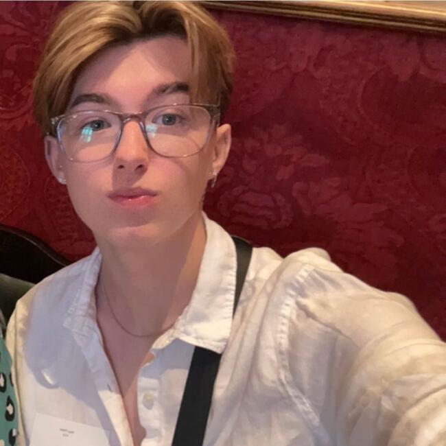 Babysitter in Cardiff: Paul
