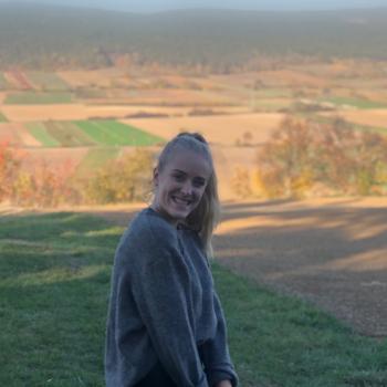 Babysitter in Kottingbrunn: Denise
