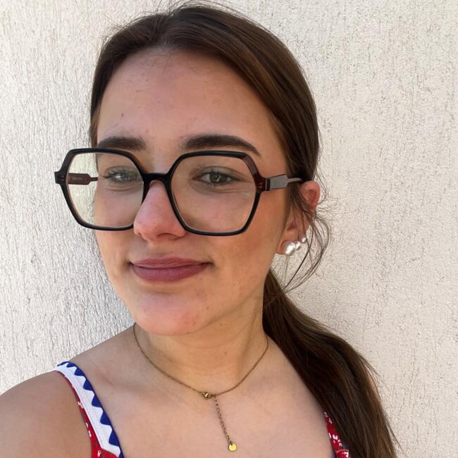 Babysitter in Saint-Antonin-du-Var: Tessa