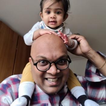 Babysitting job in London: babysitting job Naaguesh