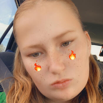 Babysitter in Melbourne: Hannah