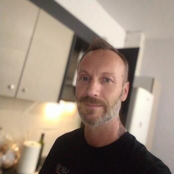 Babysitting job in Gandia: babysitting job Luca