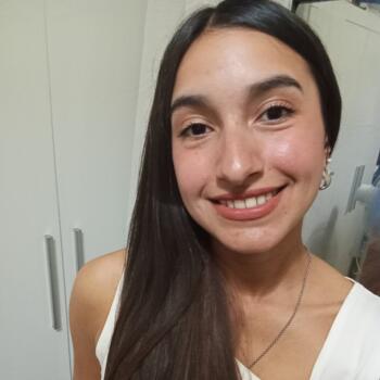 Babysitter in Montevideo: Antonella