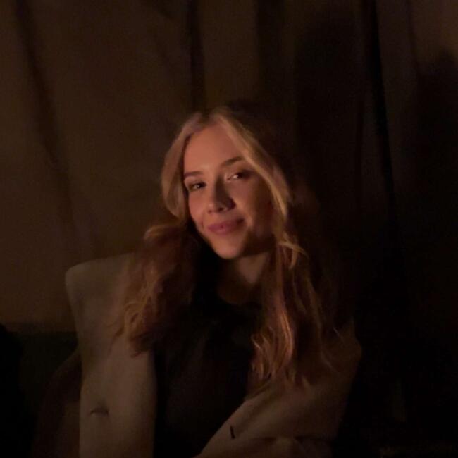 Babysitter in Hamilton: Samantha